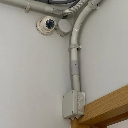 아파트 5 Minuti Dalla Moderno Loft Con Terrazzo *